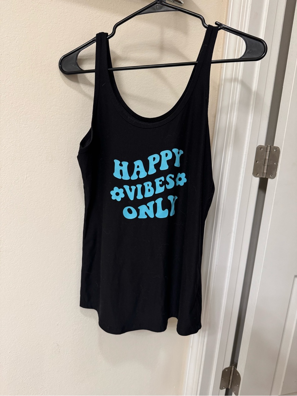 No Boundaries Happy Vibes Only Tank Top Large Black Graphic Sleeveless